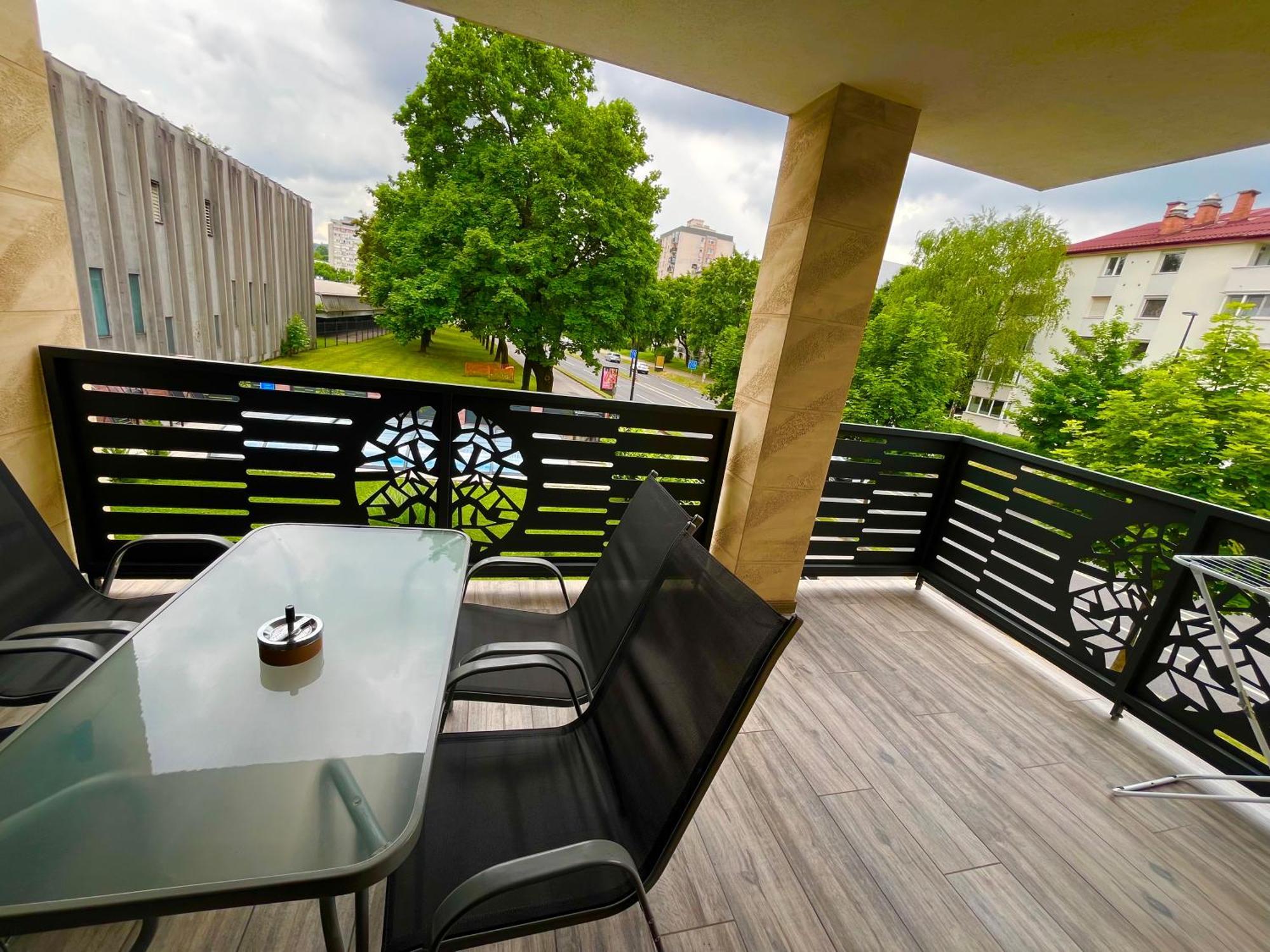 Villa Moste With Pool & Ev Station Ljubljana Exterior foto
